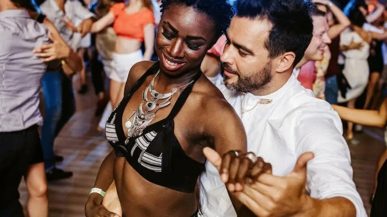 The Best Dance Spots for Salsa and Latin Nightlife in Paris