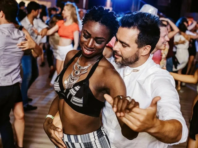 The Best Dance Spots for Salsa and Latin Nightlife in Paris